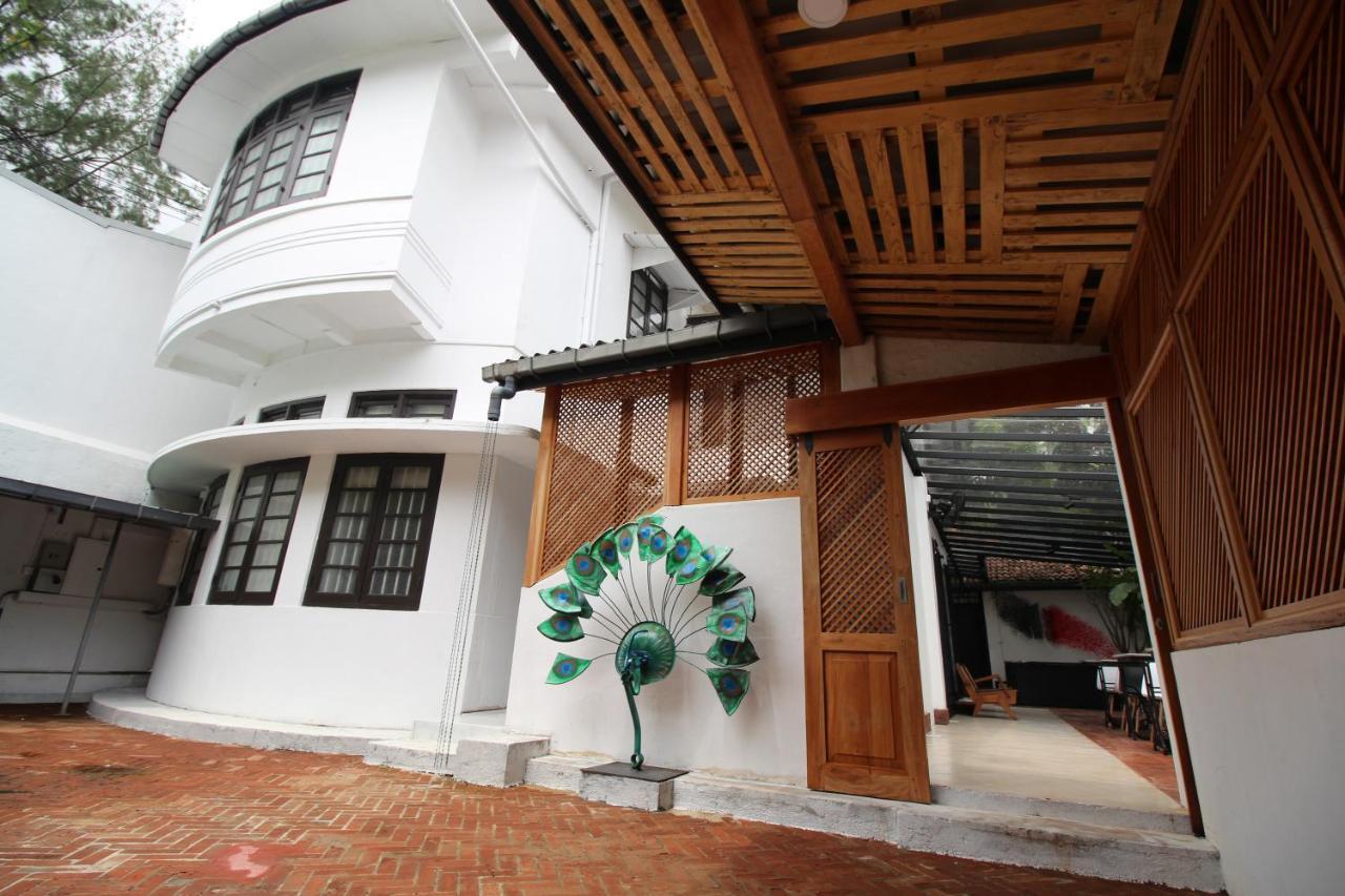 Lost & Found - Colombo Luaran gambar